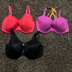 Victoria’s Secret bras 38DDD Preowned lot of 3 bras